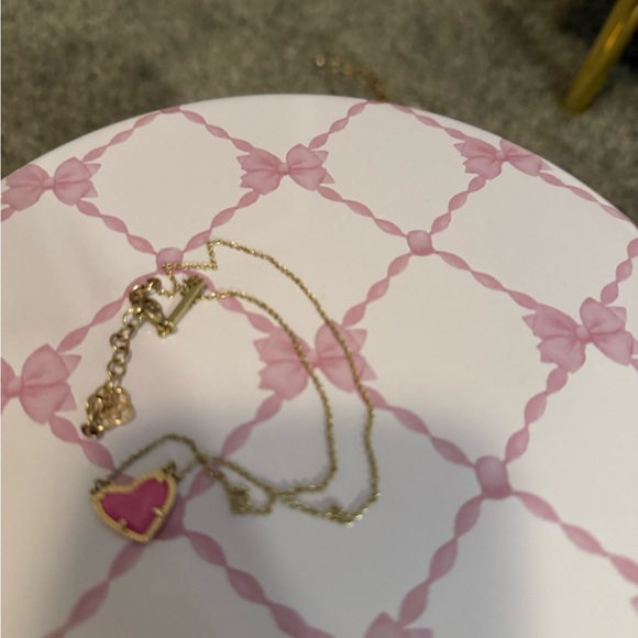 Kendra Scott Pink Heart Necklace - Picture 2 of 4